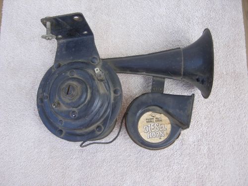 Vintage chieftain casey jones diesel horn