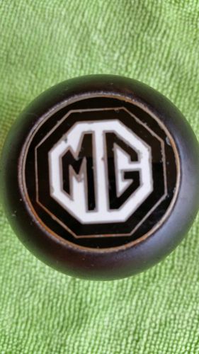 Mg mgb  walnut gear shift knob w/metal mg emblem metal treaded from 1953 mg td