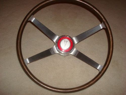 Gto 4 spoke  steering wheel