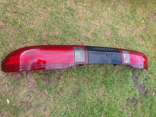 1993 - 97 pontiac firebird tail lights with center filler panel