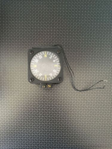 Precision vertical card compass