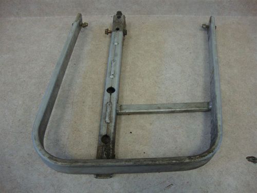 2004 can am outlander 330 left footwell support bracket foot rest 400 03 04 05