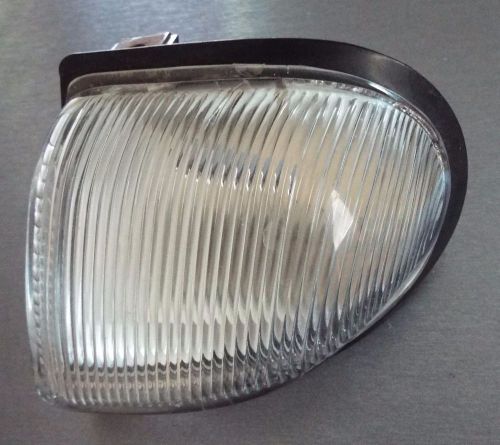 Genuine 1993-1994-1995 chrysler lebaron convertible corner light-rh