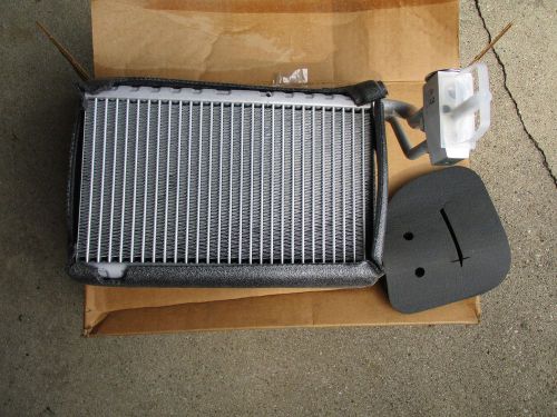 A/c evaporator core front mopar 68029726aa