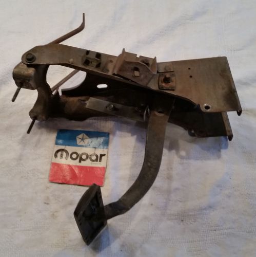 1971 1972 mopar b body charger road runner gtx satellite brake pedal assembly