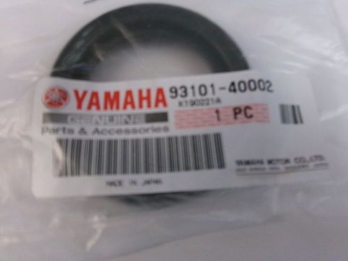 New oem yamaha outboard oil seal 93101-40002