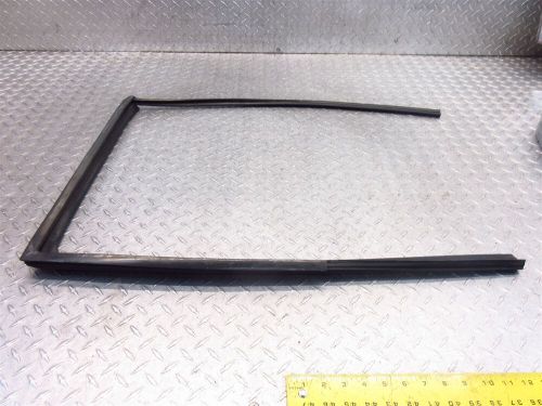 2000 96-02 toyota 4 runner limited left rear window molding seal channel