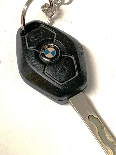 Bmw 3 button remote security key fob   c161