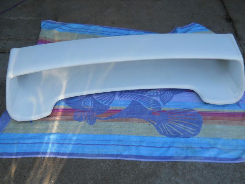 2004 subaru wrx sti rear spoiler in aspen white excellent condition