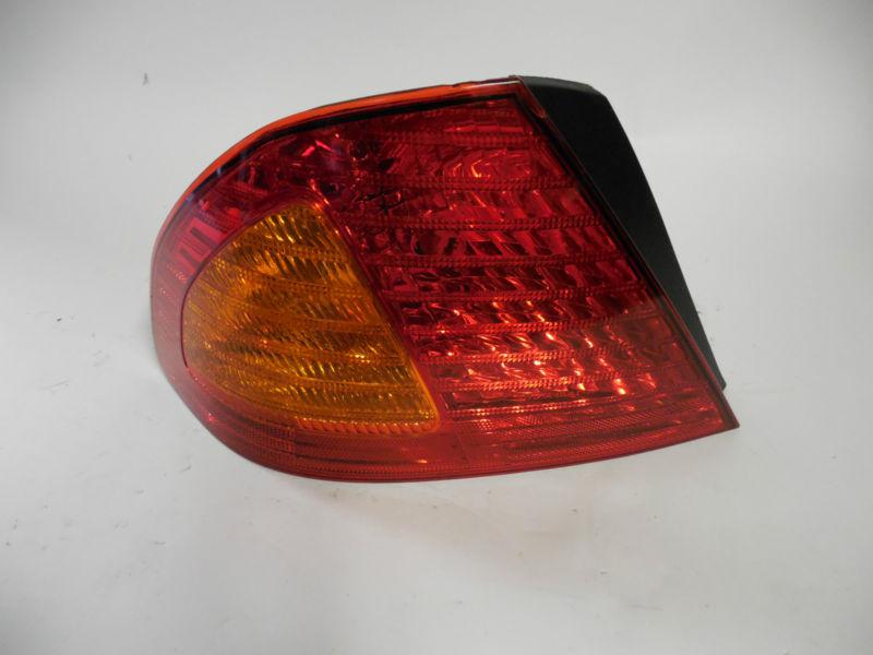 00 01 02 toyota avalon oem left tail light nice!