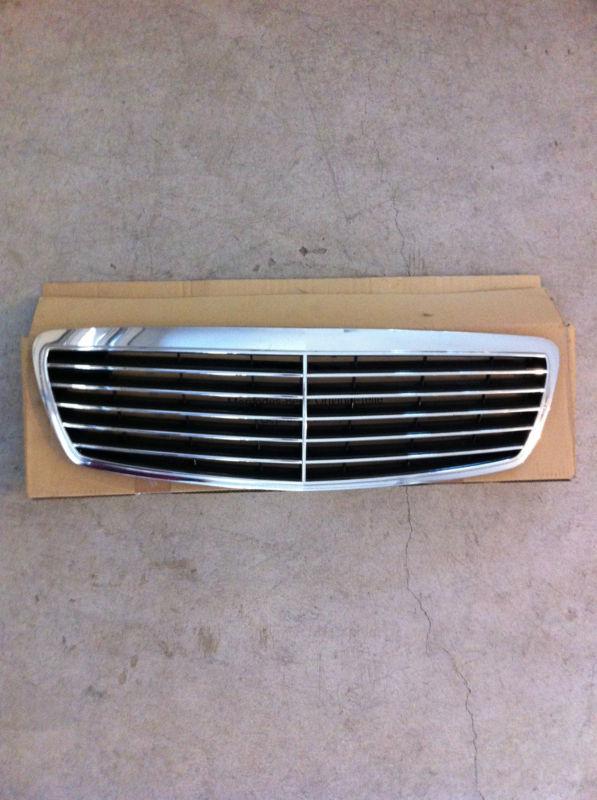 Mercedes oem grille chrome assembly e320 e500 e55 amg e-class grill 04 05 06