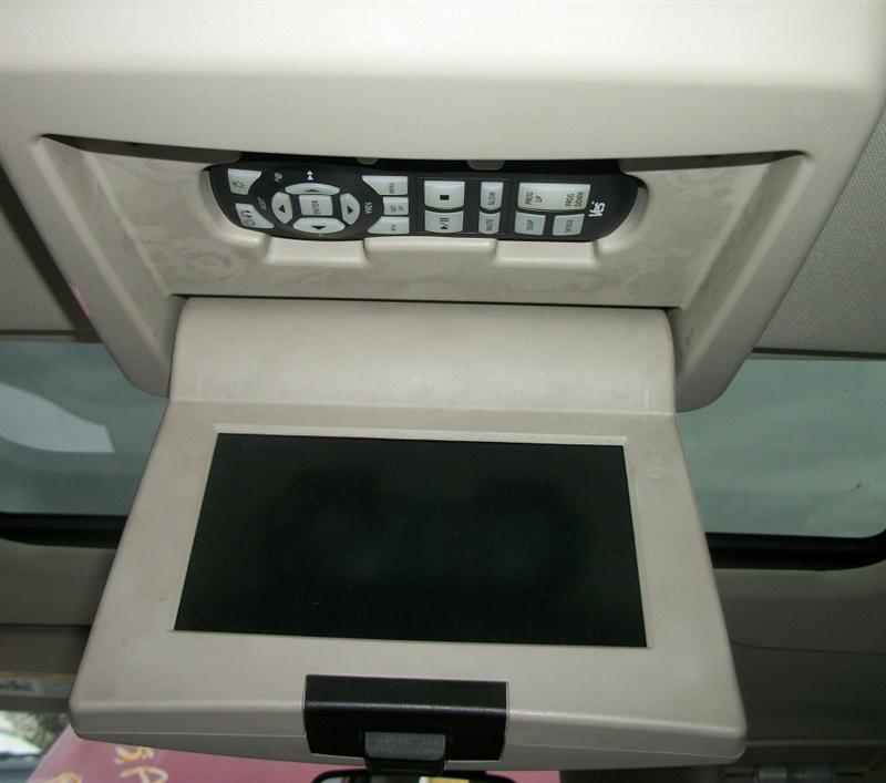 06 07 commander info-gps-tv screen display screen entertainment 1024596