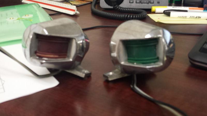 Red/green navigation lights working - l@@k