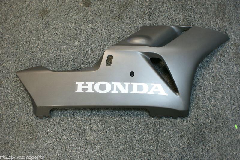 Honda oem lower right fairing cowl cbr1000rr cbr1000 cbr rr 04-05 2004-2005