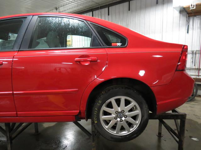 2008 volvo s40 83609 miles rear or back door left 2523134