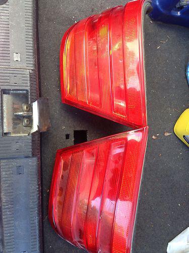 96-99 mercedes benz e class factory rear brake light taillight lamp full set