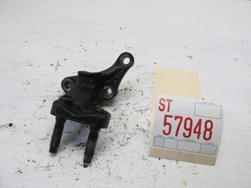 98 99 00 01 02 mazda 626 lx v6 2.5l engine right side mount bracket only used