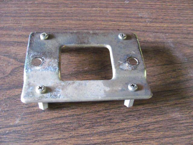 Suzuki cavalcade (gv1400) ignition coil mounting bracket