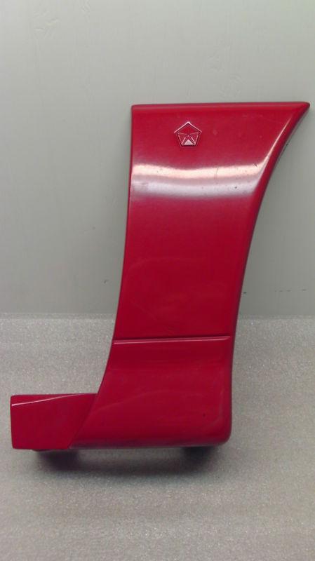 92-94 eagle talon 1g dsm oem passenger side front moulding panel (mb645563)