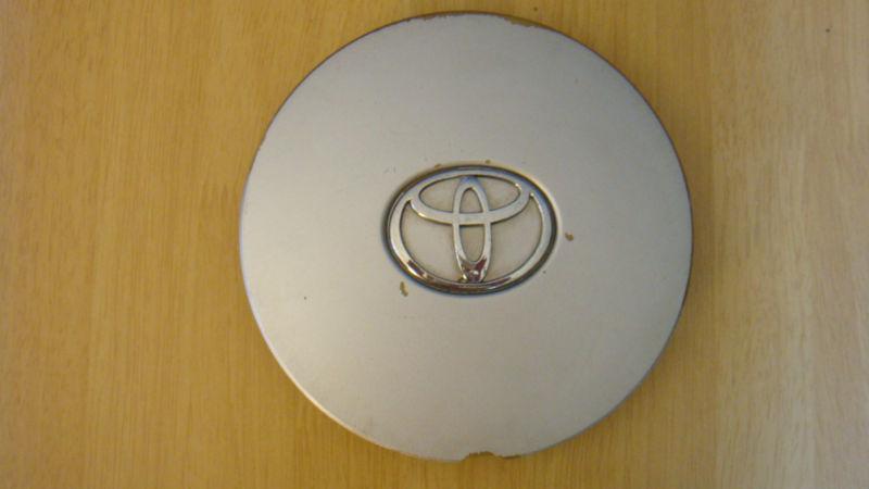 92-96 toyota camry oem 15" inch alloy wheel rim center hub cap # 7952  93 94 95