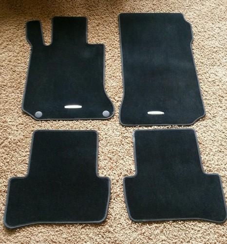 Mercedes c class oem black carpet floor mats 2008-2011