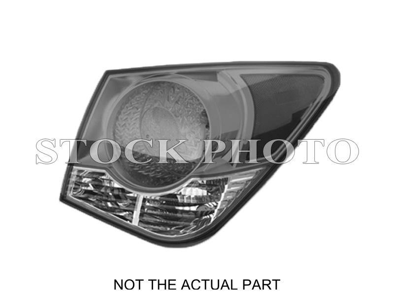 05 06 07 08 09 saab 9-7x l. tail light