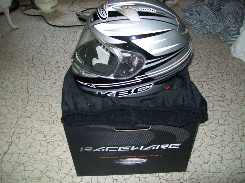 Kbc vr-2 racer silver/black motorcycle helmet - size s-