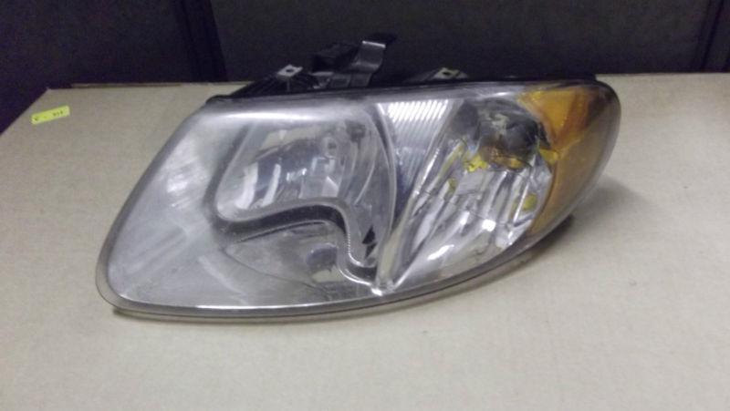 01 02 03 04 05 dodge chrysler town and country e caravan driver headlight lamp 