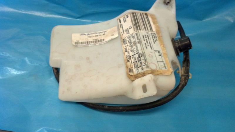 Oem ford f7uz-17618-ae windshield washer reservoir