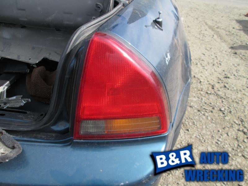 Right taillight for 92 93 94 95 96 honda prelude ~ 4854102