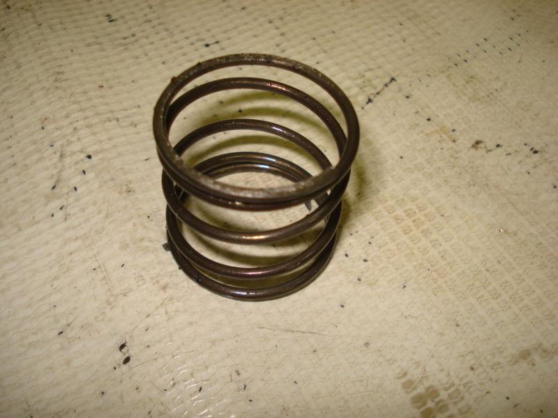 77 suzuki gs750e gs 750 e - oil filter spring