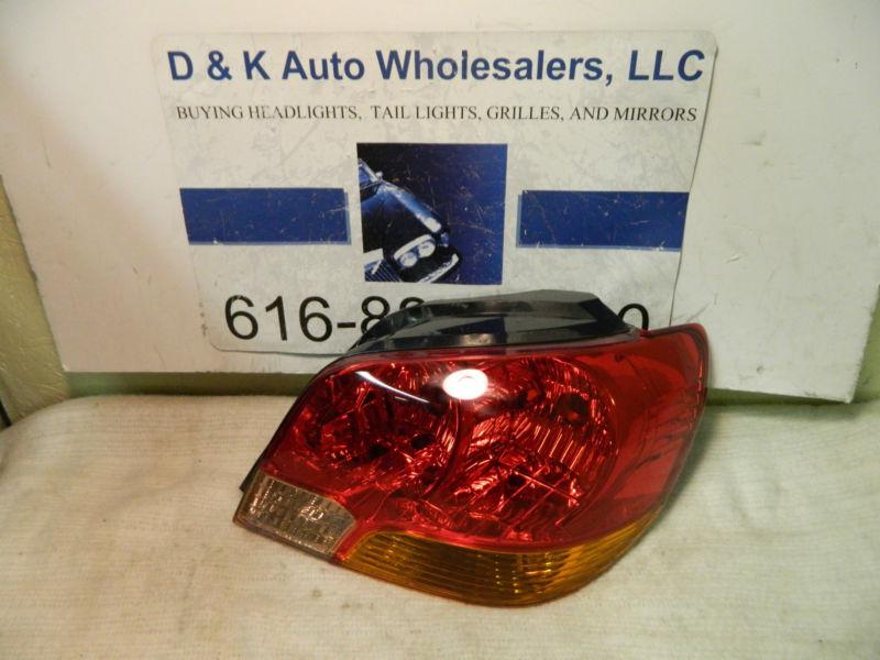 Mitsubishi outlander 2003-2004  ls only right passenger side oem tail light