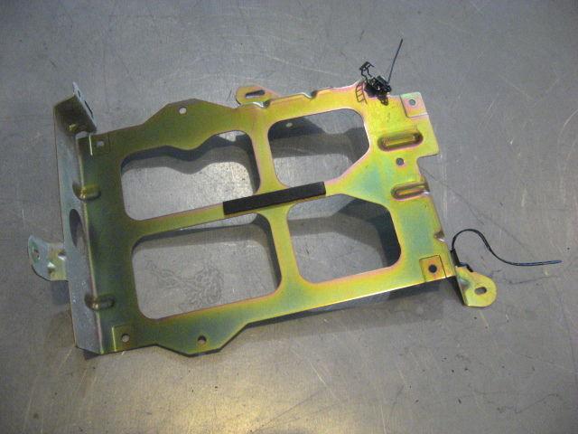 2000 bmw 528i amplifier bracket