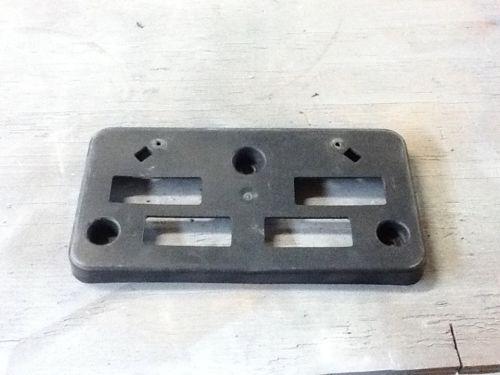 Ford escape oem front licence plate bracket used 2000-2004