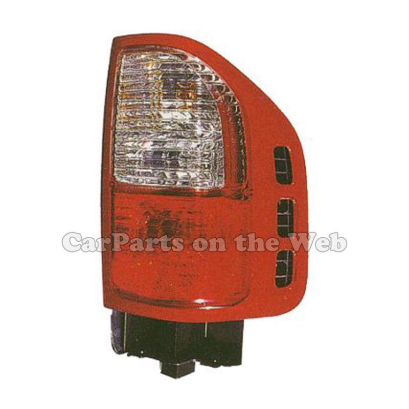 New 2000-2004 isuzu rodeo amigo tail light lamp assembly passenger side right