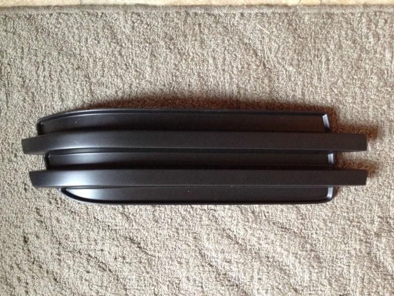 New oem mopar rh fog light delete cover 2008-2010 dodge grand caravan #5113146aa