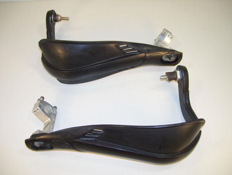 06 drz400 drz 400 drz400e drz400s drz400sm e s sm cycra hand covers guards 7/8