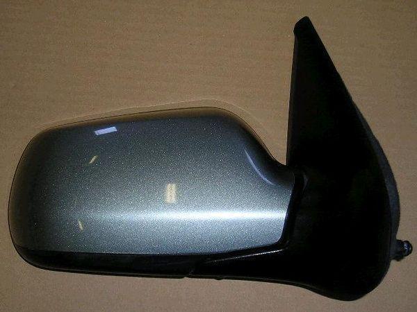 Mazda demio 2004 right side mirror assembly [4313500]