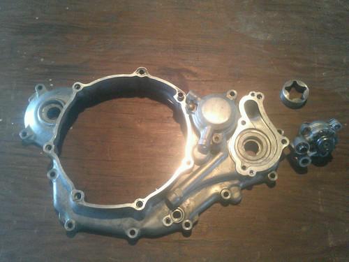 2007 yfz 450 right side case oil pump