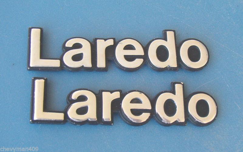 Jeep laredo script emblems 2 cherokee? metal oem badge 80s? vtg pair lot