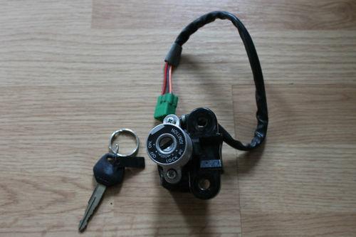 2001 - 03 suzuki gsxr-750 ignition switch w/ key