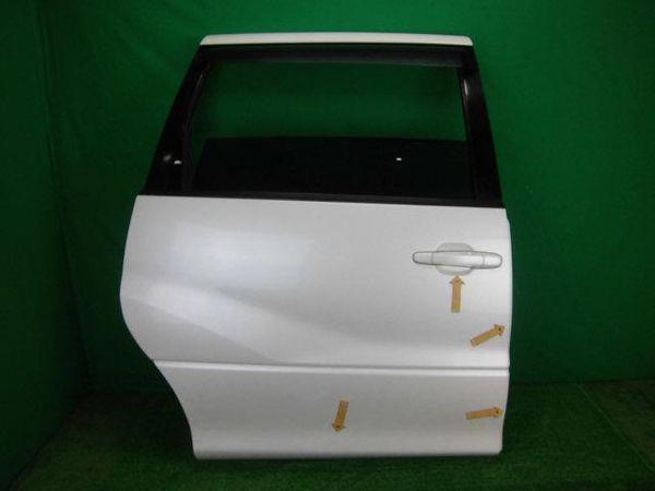 Toyota estima 2001 rear right door assembly [0513300]