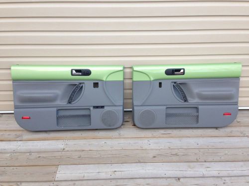 1998 -10 vw beetle green grey door panels excellent condition