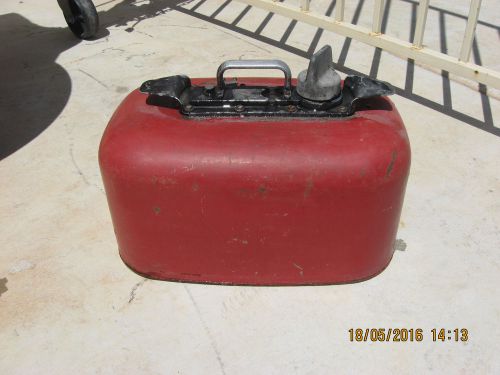 Evinrude &#034;cruise-a-day&#034; 6 gallon metal marine gas tank can w/fuel gauge