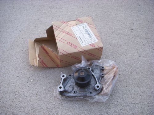 Oem toyota solara camry water coolant pump 1mz-fe 3.0l lexus es300 mcv20l