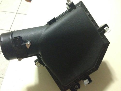 Lexus is250 air cleaner box