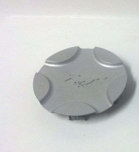 99 - 2004 oem factory ford mustang silver center cap&#039;s x 1