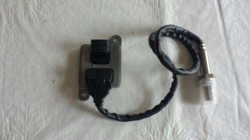 Volvo vn vnl vhd nox sensor 21636091