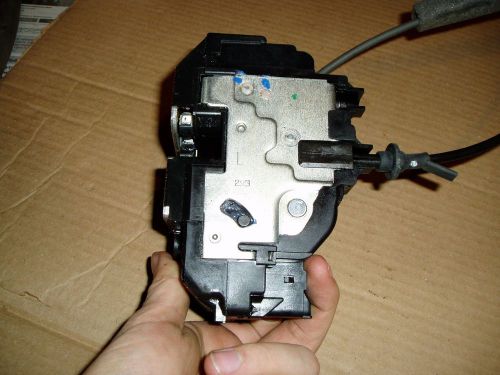 Central door lock mechanism left front  nissan juke i 2011-2014