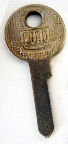 1949 / 50 original ford / mercury  door / trunk key